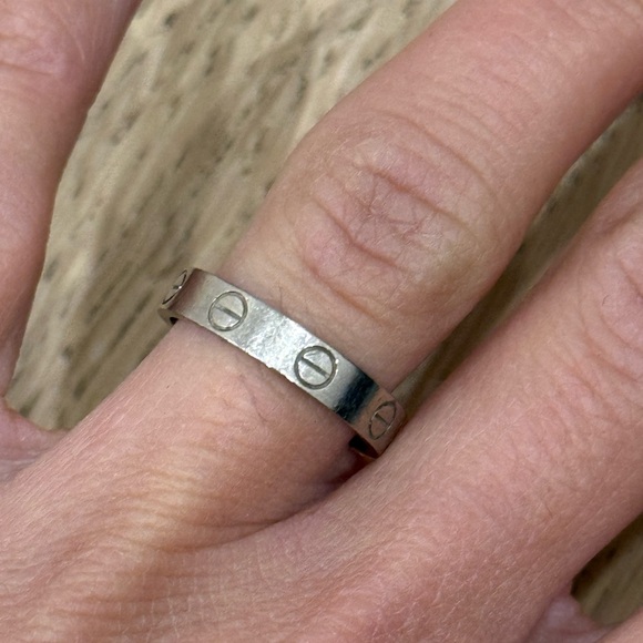Cartier LOVE RING, SMALL MODEL 5.5 US - Picture 6 of 7